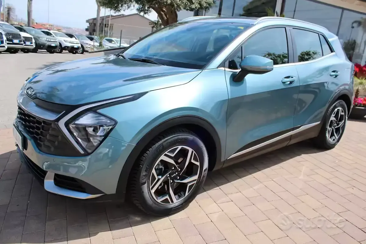 Usata Kia Sportage Style 150 CV (110 kW) 2022 Verde SUV