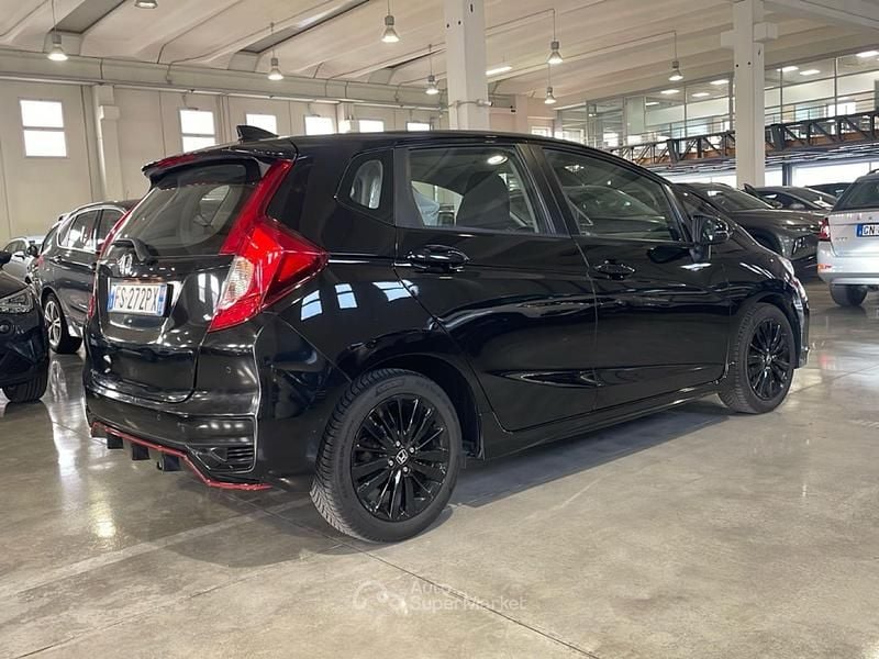 Usata Honda Jazz Dynamic 131 CV (96 kW) 2018 Nero Utilitaria