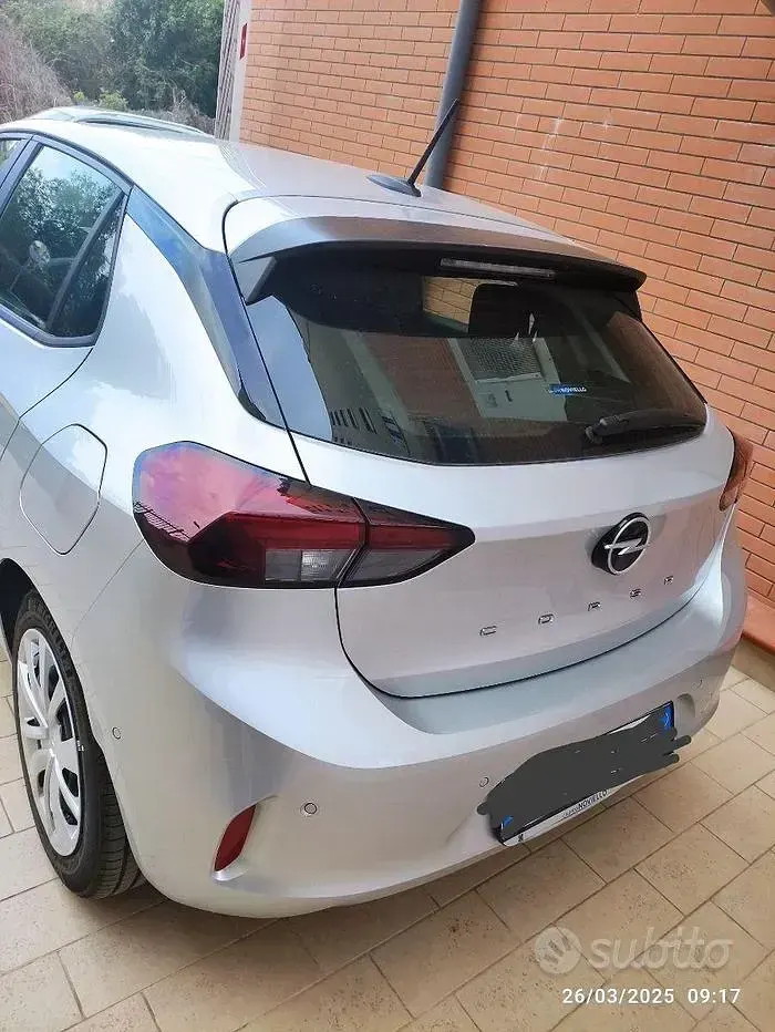 Usata Opel Corsa 75 CV (55 kW) 2024 Grigio Utilitaria