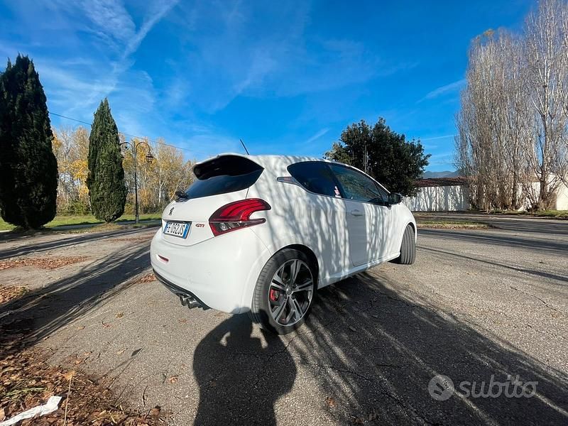 Usata Peugeot 208 GTi 2016 Bianco Utilitaria