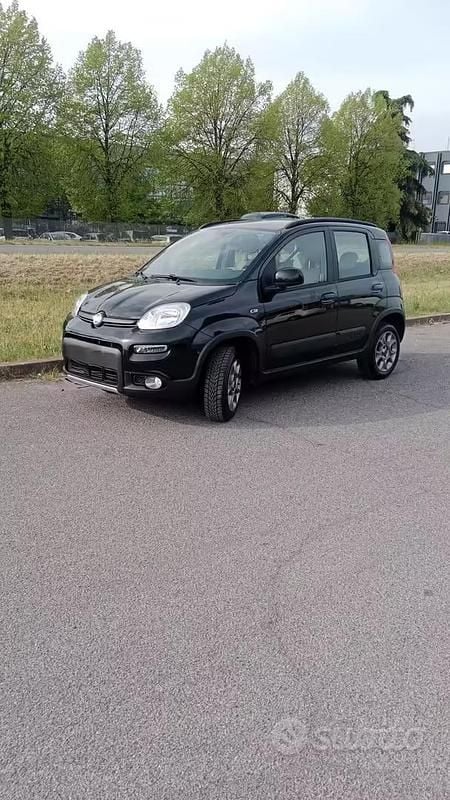Occasion Fiat Panda 4x4 S 86 ch (63 kW) 2015 Noir Citadine