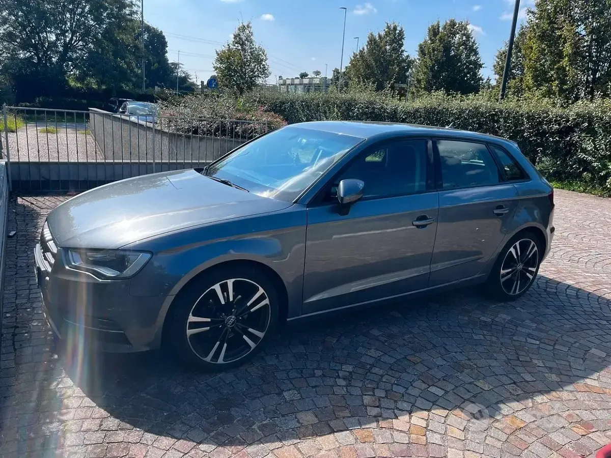 Usata Audi A3 150 CV (110 kW) 2014 Grigio Berlina