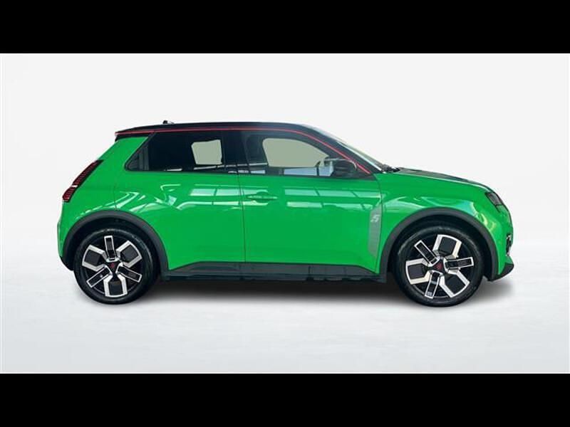 Usata Renault 5 E-Tech Komfort 11 kW (15 CV) 2024 Verde scuro