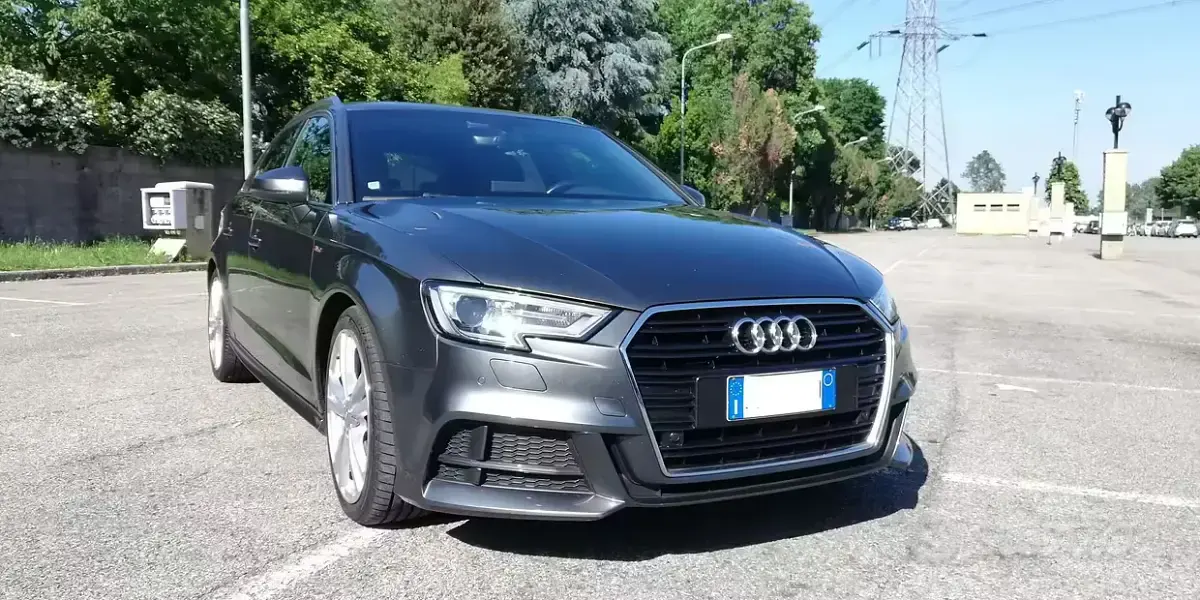 Usata Audi A3 S-Line 150 CV (110 kW) 2016 Grigio Berlina