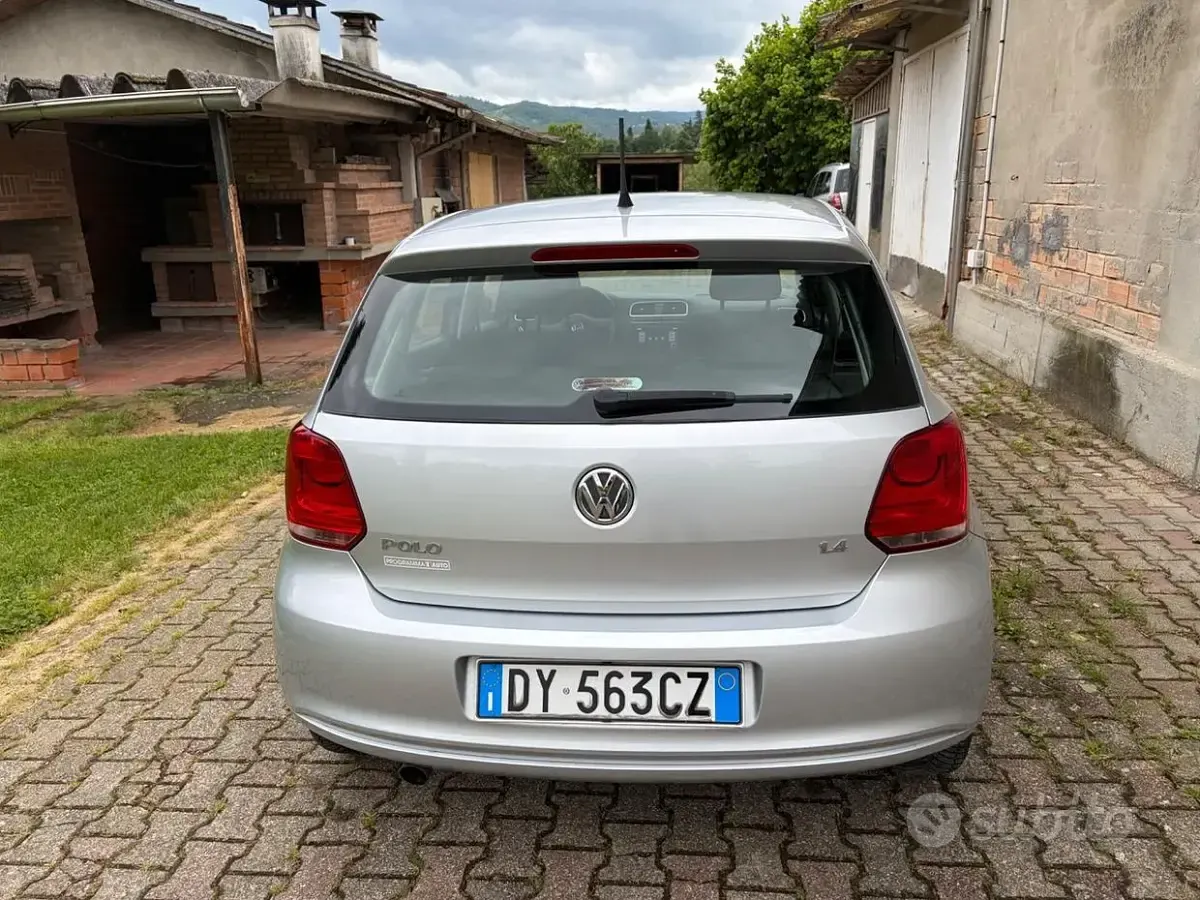 Usata VW Polo 85 CV (62 kW) 2009 Grigio Utilitaria