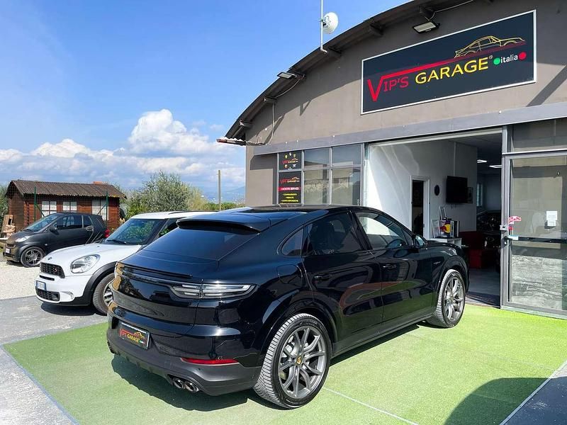 Usata Porsche Cayenne Coupe 340 CV (250 kW) 2020 Nero Coupé