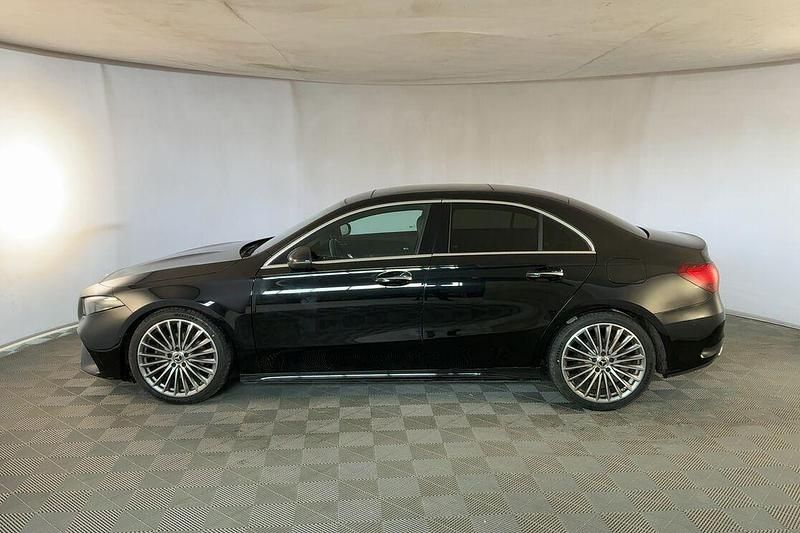 Usata Mercedes A180 AMG line 116 CV (85 kW) 2023 Nero Berlina