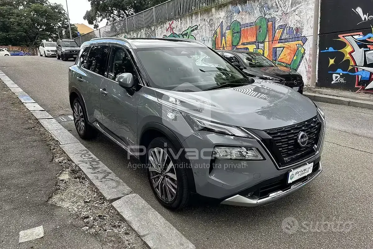 Gebraucht Nissan X-Trail Tekna 158 PS (116 kW) 2023 Grau SUV