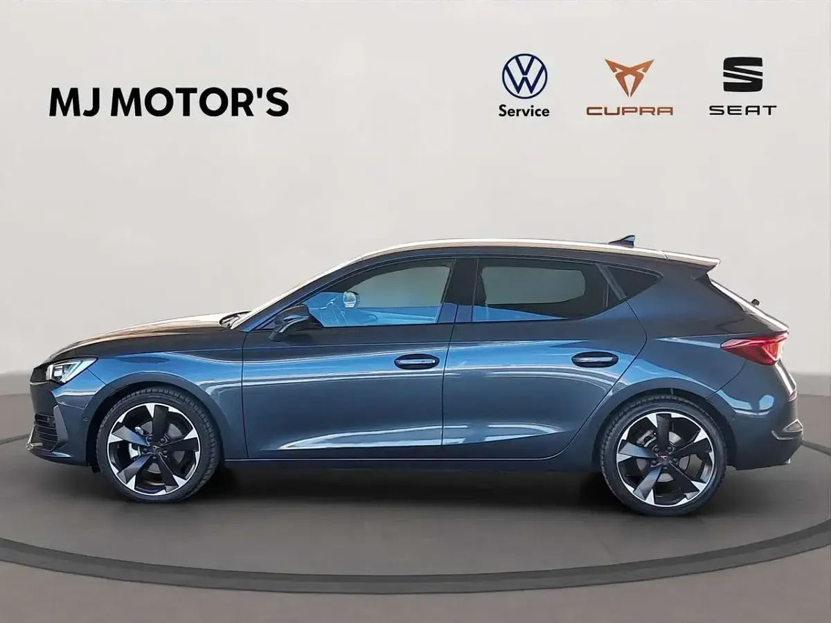 Gebraucht Cupra Leon 150 PS (110 kW) 2024 Grau Kleinwagen