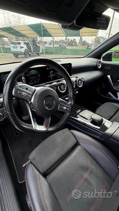Usata Mercedes A180 Premium 116 CV (85 kW) 2022 Berlina