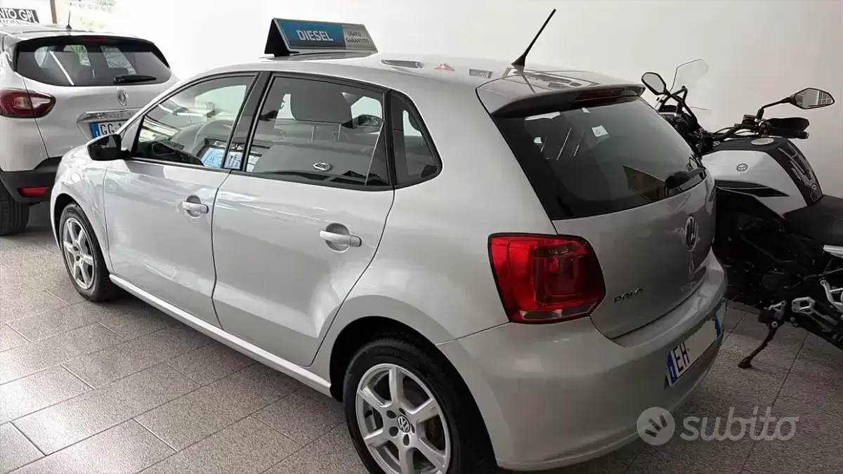 Usata VW Polo Comfortline 75 CV (55 kW) 2011 Grigio Utilitaria