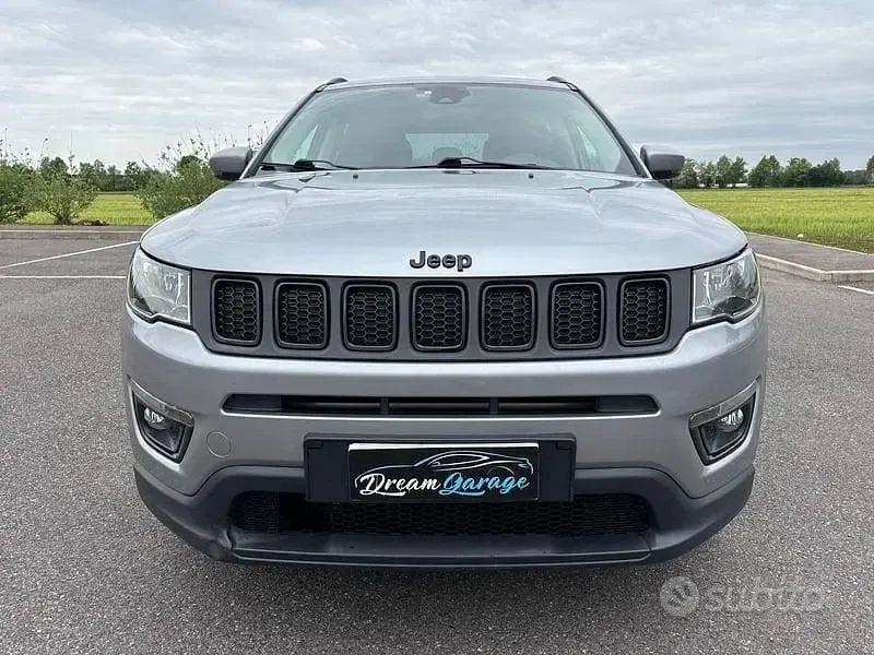 Usata Jeep Compass 140 CV (102 kW) 2019 Grigio SUV