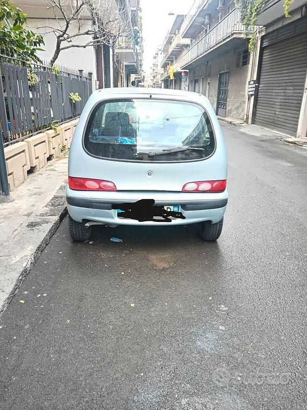 Usata Fiat 600 2004 Blu Utilitaria