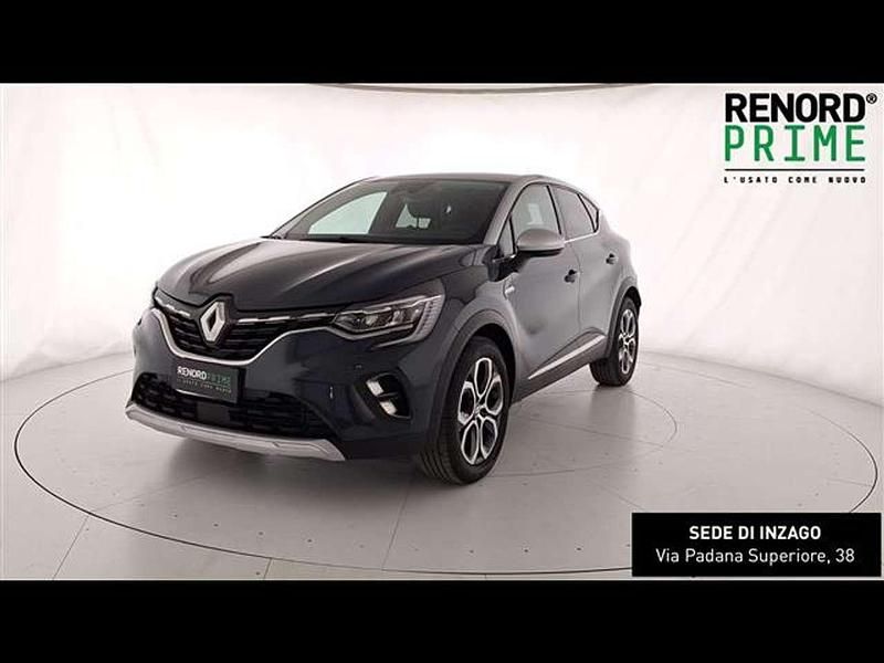 Usata Renault Captur Techno 91 CV (66 kW) 2022 Blu scuro SUV