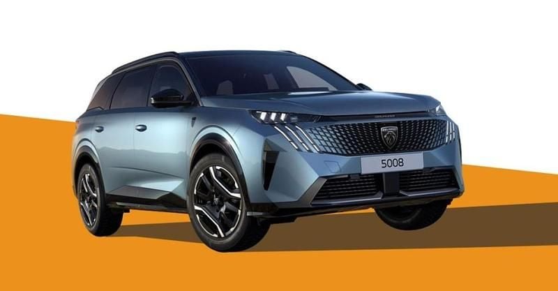 Usata Peugeot 5008 GT 136 CV (100 kW) 2024 Blu ingaro Monovolume