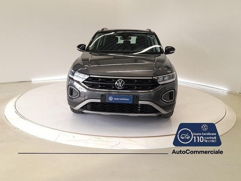 Usata VW T-Roc Life 150 CV (110 kW) 2024 Grigio scuro SUV