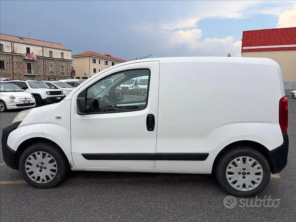 Usata Fiat Fiorino 70 CV (51 kW) 2010 Bianco Monovolume