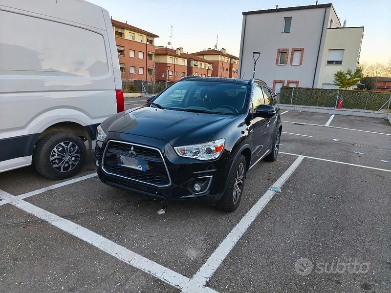 Usata Mitsubishi ASX 117 CV (86 kW) 2016 Nero SUV
