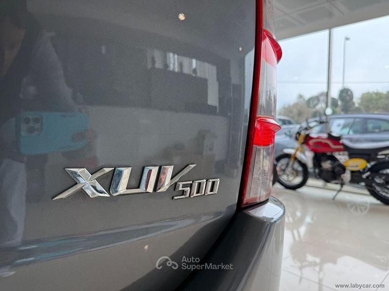 Usata Mahindra XUV500 140 CV (102 kW) 2013 Grigio SUV