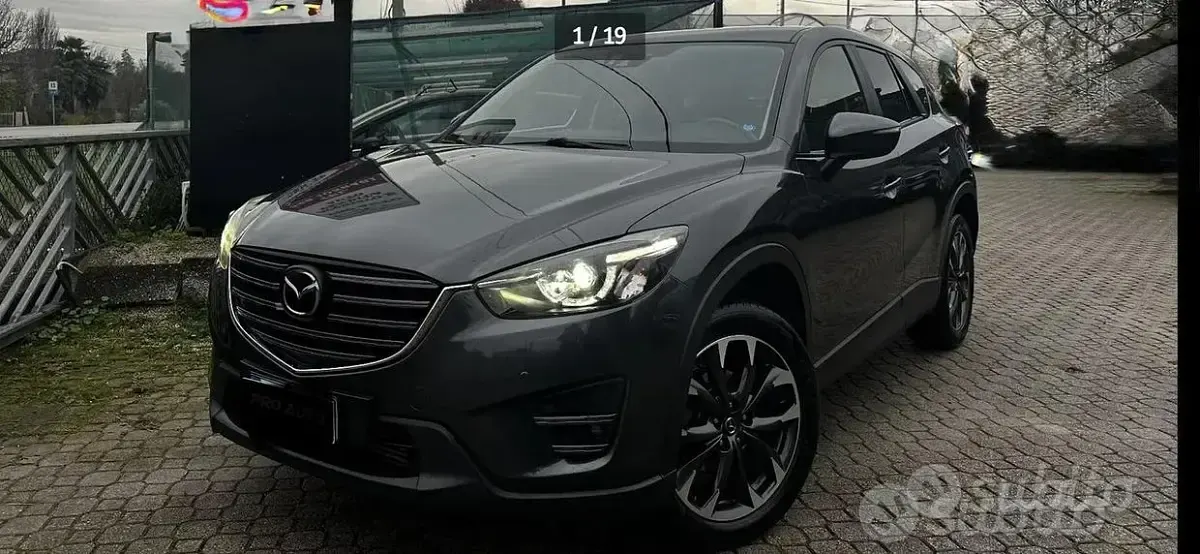 Usata Mazda CX-5 Exceed 175 CV (128 kW) 2016 Grigio SUV