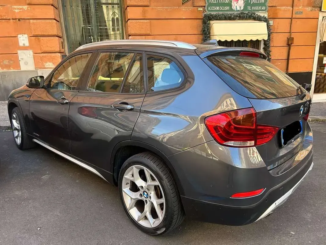 Usata BMW X1 143 CV (105 kW) 2014 Grigio SUV