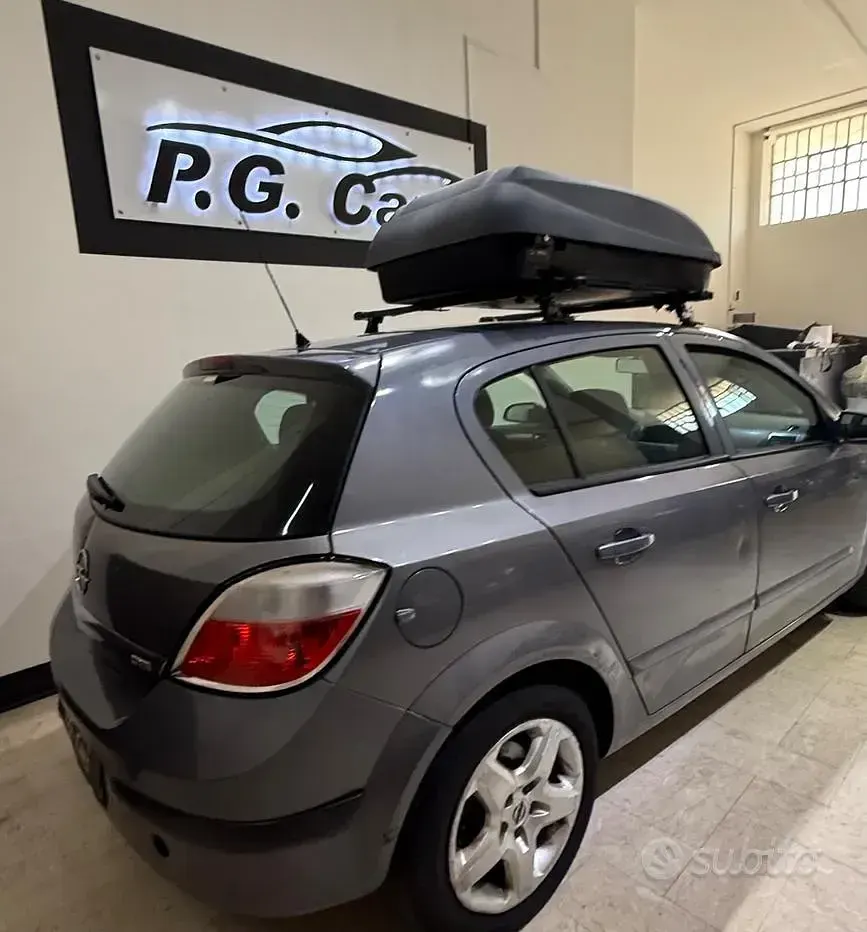 Usata Opel Astra Enjoy 90 CV (66 kW) 2007 Grigio Berlina