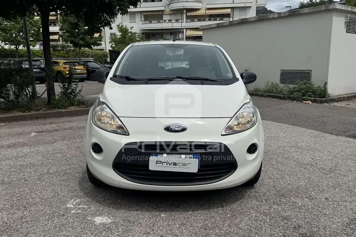 Usata Ford Ka Individual 69 CV (50 kW) 2014 Bianco Utilitaria