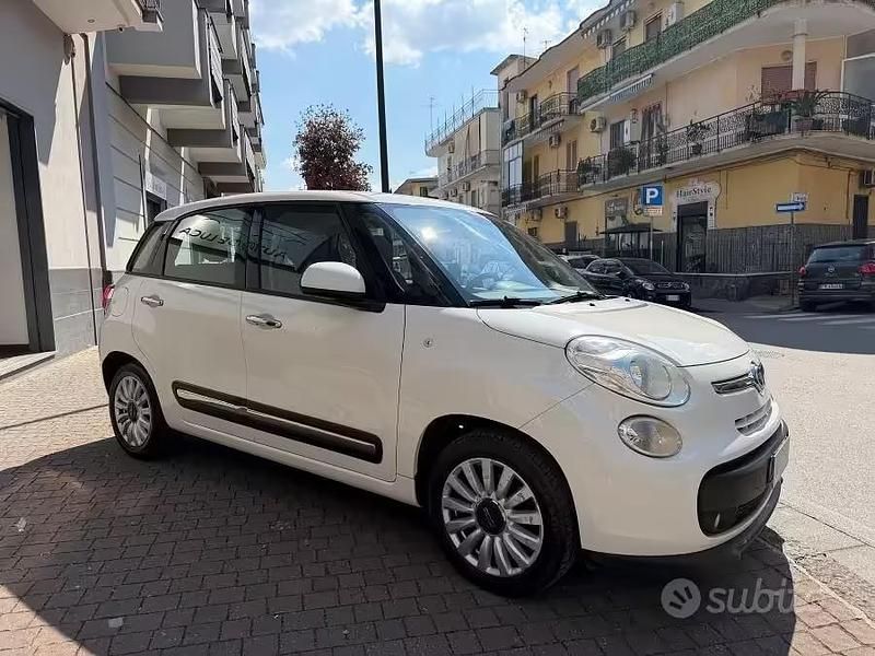 Usata Fiat 500L Lounge 95 CV (69 kW) 2016 Bianco Monovolume