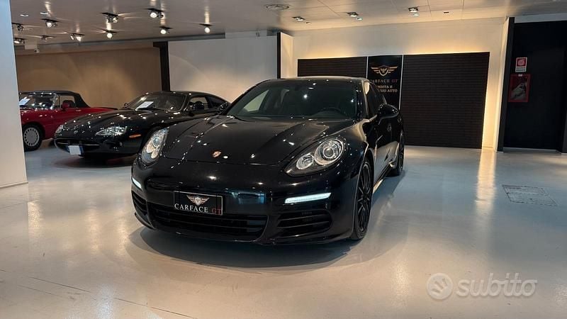 Usata Porsche Panamera Platinum Edition 300 CV (220 kW) 2015 Nero Utilitaria