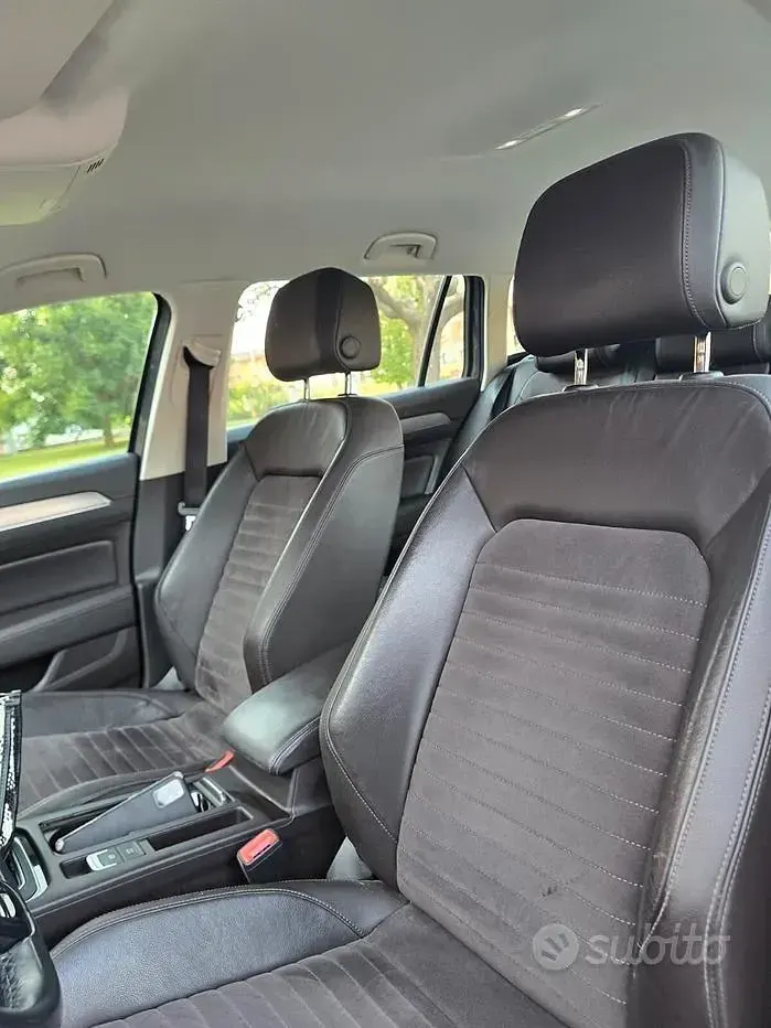 Usata VW Passat 190 CV (139 kW) 2016 Grigio Station wagon