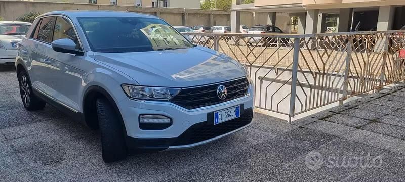 Usata VW T-Roc 110 CV (80 kW) 2022 Bianco SUV