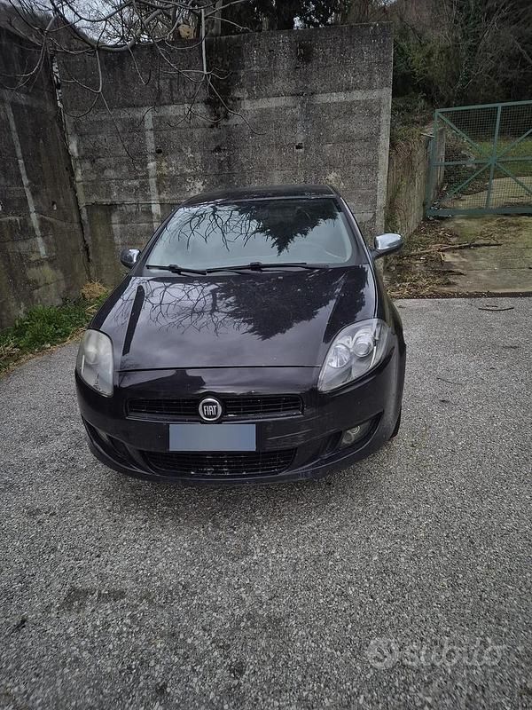Usata Fiat Bravo 120 CV (88 kW) 2012 Utilitaria