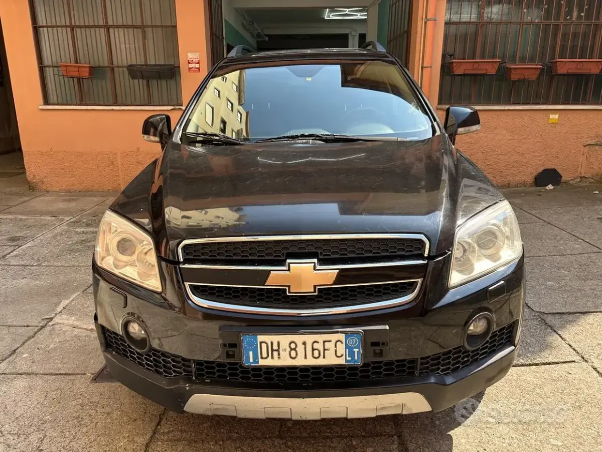 Usata Chevrolet Captiva 150 CV (110 kW) 2007 Nero SUV