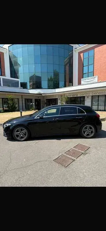 Usata Mercedes A180 Premium 116 CV (85 kW) 2022 Berlina
