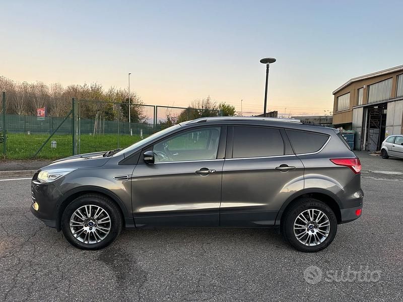 Grigio Usata 2013 Ford Kuga Titanium SUV | 5900 € (Ottimo prezzo) - Immagine 1/4