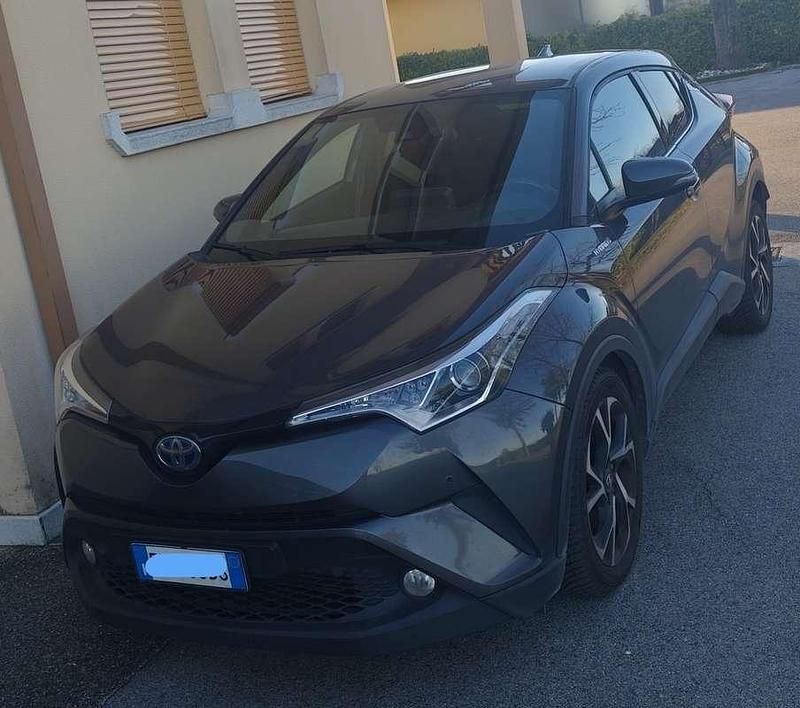 Usata Toyota C-HR Trend 98 CV (72 kW) 2019 SUV