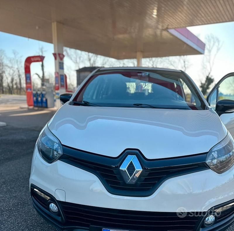 Usata Renault Captur 115 CV (84 kW) 2015 SUV