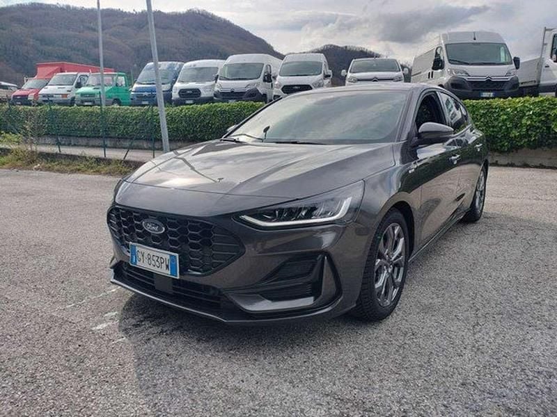 Usata Ford Focus ST-Line 116 CV (85 kW) 2025 Grigio Utilitaria