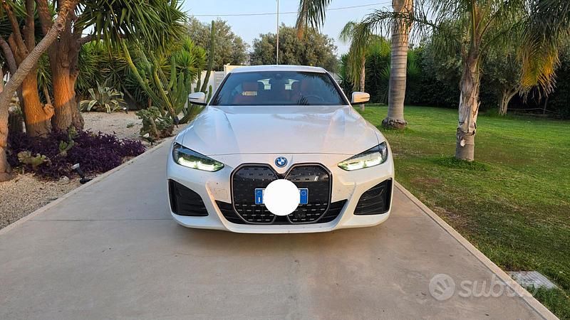 Usata BMW i4 M Sport 250 kW (340 CV) 2023 Bianco Berlina