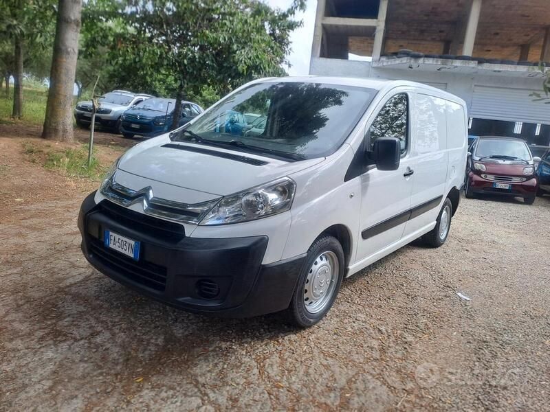 Other Usata 2015 Citroën Jumpy Monovolume | 8900 € (Buon prezzo) - Immagine 1/4