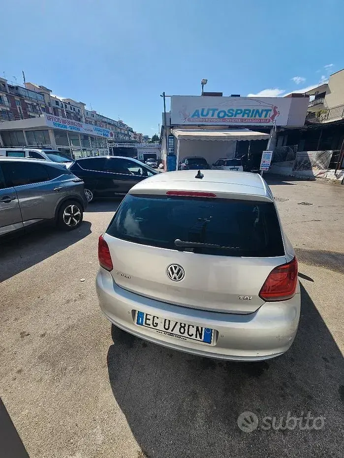 Usata VW Polo 90 CV (66 kW) 2011 Grigio Utilitaria