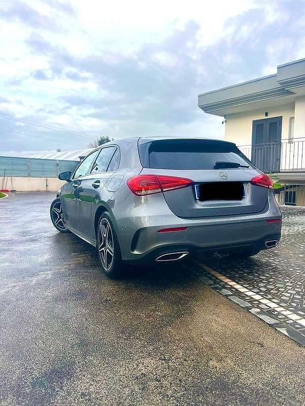 Gebraucht Mercedes A200 AMG Line Premium 150 PS (110 kW) 2023 Limousine