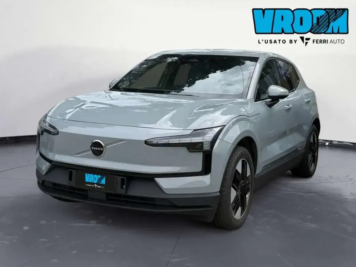 Usata Volvo EX30 Core 200 kW (272 CV) 2024 Grigio SUV