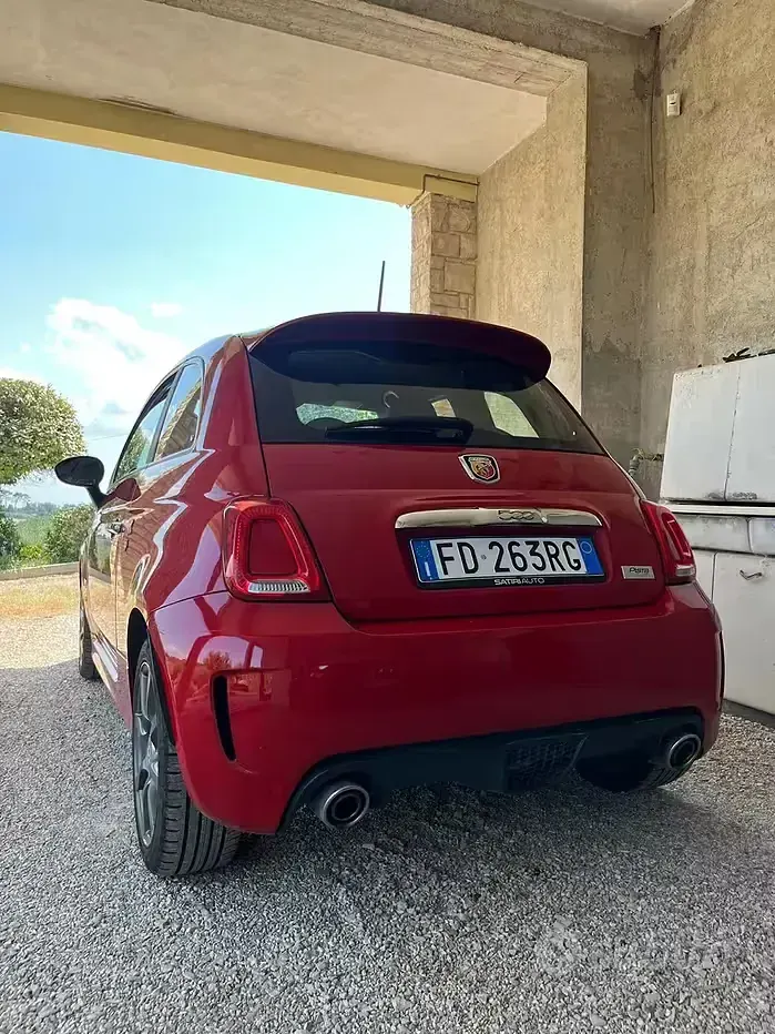 Usata Abarth 500 140 CV (102 kW) 2016 Rosso Berlina