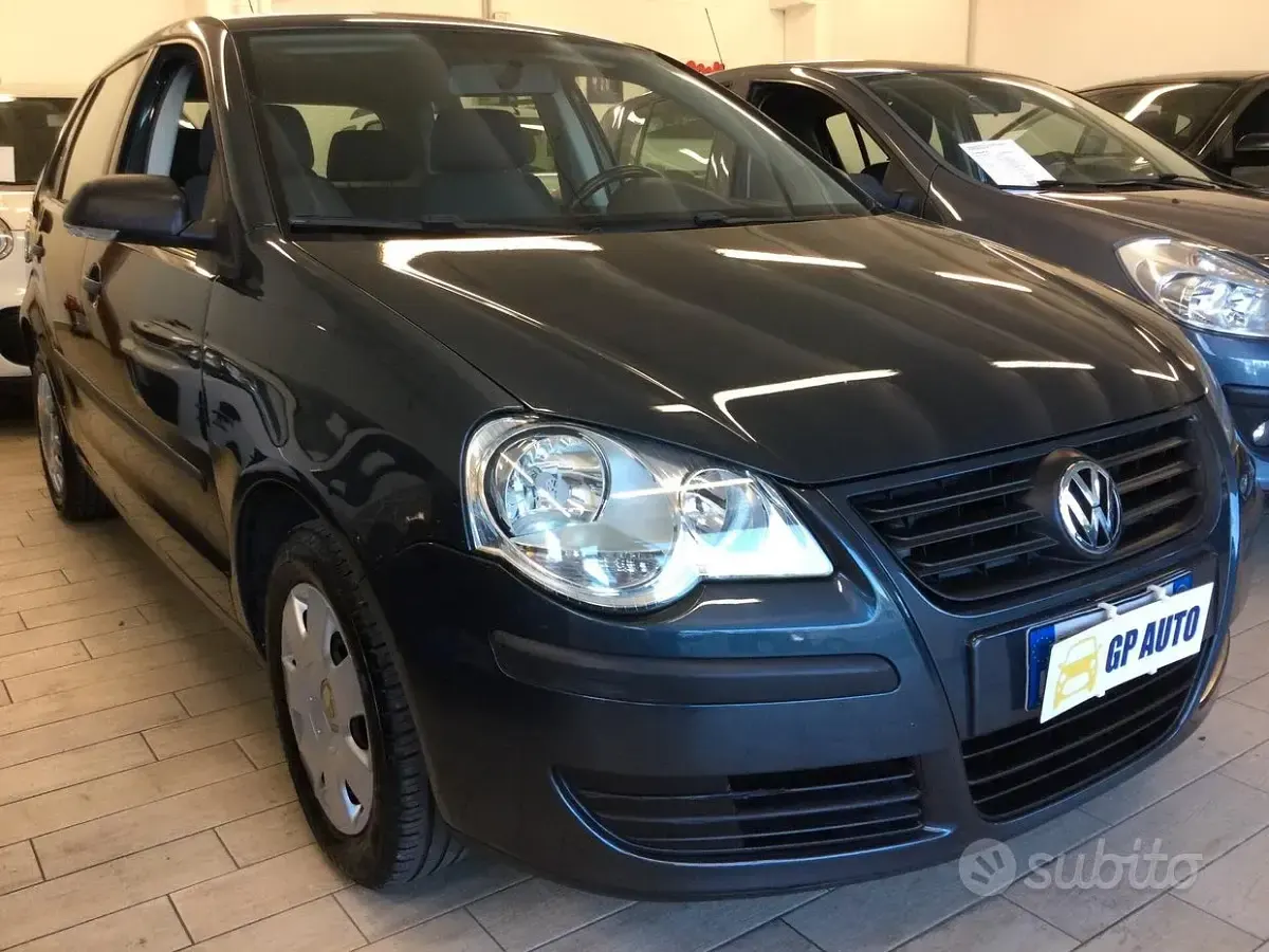 Usata VW Polo United 60 CV (44 kW) 2009 Grigio Utilitaria