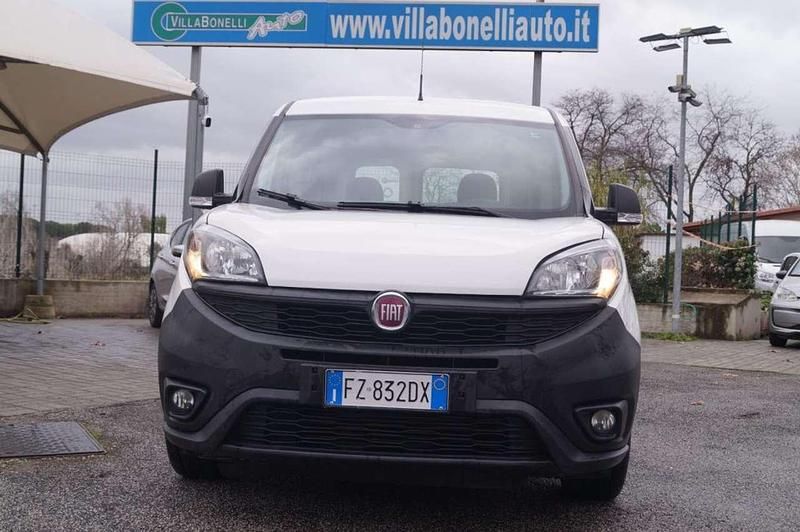 Usata Fiat Doblò 95 CV (69 kW) 2019 Bianco Monovolume