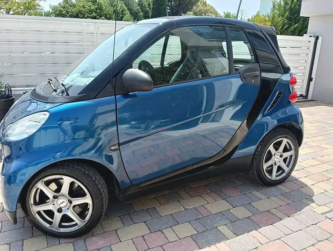 Usata Smart ForTwo Cabrio Passion 71 CV (52 kW) 2010 Blu/azzurro Cabrio