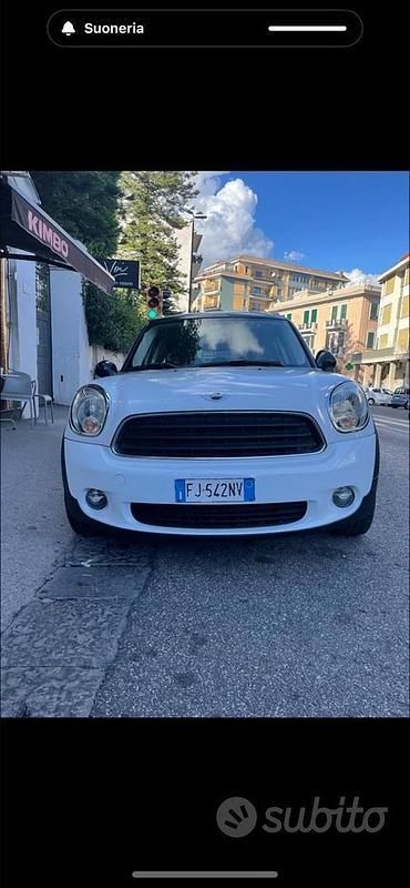 Usata Mini One Countryman 122 CV (89 kW) 2012 Bianco SUV