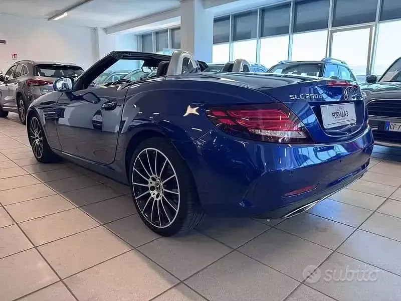Usata Mercedes SLC250 Premium 204 CV (150 kW) 2017 Blu/azzurro Cabrio