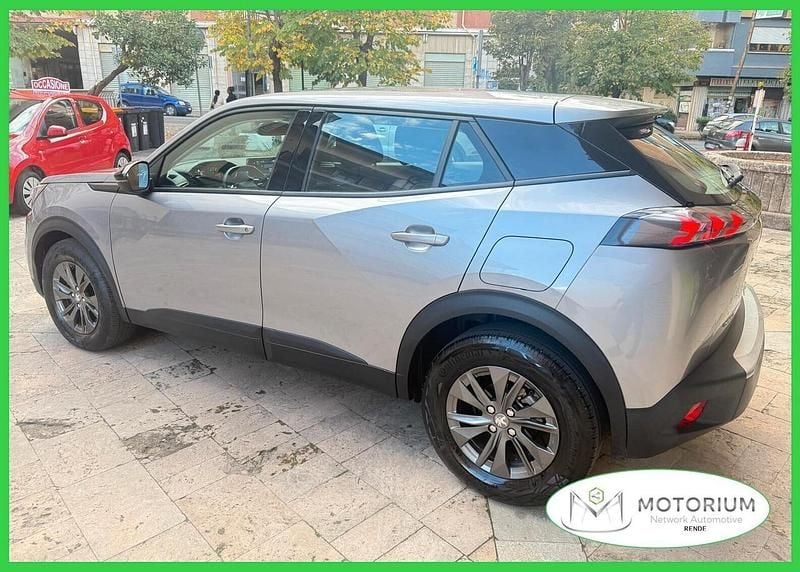 Usata Peugeot 2008 Active 110 CV (80 kW) 2023 Grigio SUV